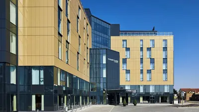 Courtyard by Marriott London Heathrow Airport, Hayes, United Kingdom