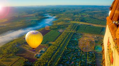 Early Morning Hot Air Balloon Flight Over the Atherton Tablelands with Return Transfers