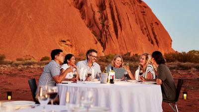 Uluru: Uluru Sacred Sites & Sunset Tour with BBQ Dinner & Drinks