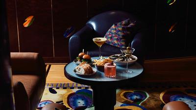Melbourne: Park Hyatt Grazing Menu for Two with Martinis on Arrival