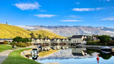 Marsden Lake Resort Central Otago, Mount Pisa, New Zealand