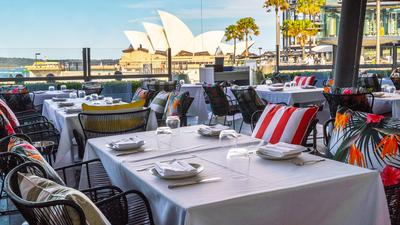 Sydney: Harbourfront Two or Three-Course Dining Experience with Drinks at The Rocks for Two