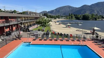 Safari Beach Resort, Osoyoos, Canada