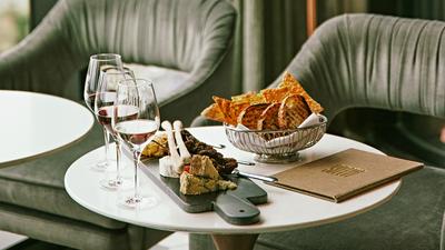 Melbourne: Exquisite Wine & Cheese Pairing Experience for Two at Altus Rooftop Bar
