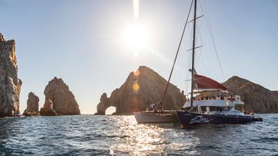 Los Cabos: Catamaran Cruise on Gulf of California with Snorkelling & Lunch