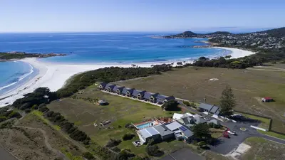 Diamond Island Resort & Penguin viewing, Bicheno, Australia