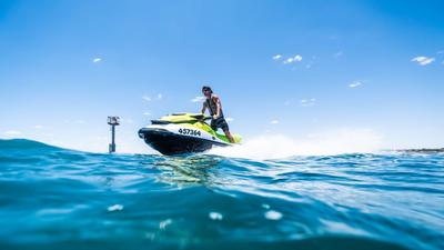 Perth: Thrilling 60-Minute Jet Ski Hire in South Perth, Hillarys or Geraldton