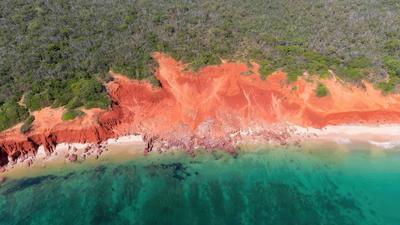 Admire Broome's Cliffs & Coast on a One-Hour Scenic Flight