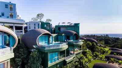 Crest Resort & Pool Villas, Patong, Thailand