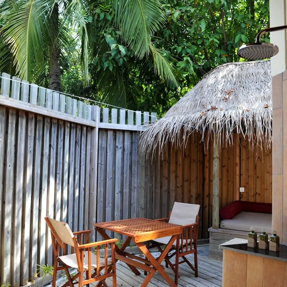 Komandoo Maldives Island Resort, Komandoo, Maldives 3