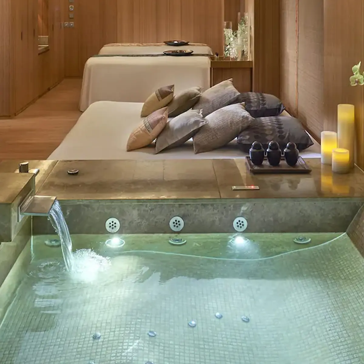 Mandarin Oriental The Landmark, Hong Kong, Central, Hong Kong 7