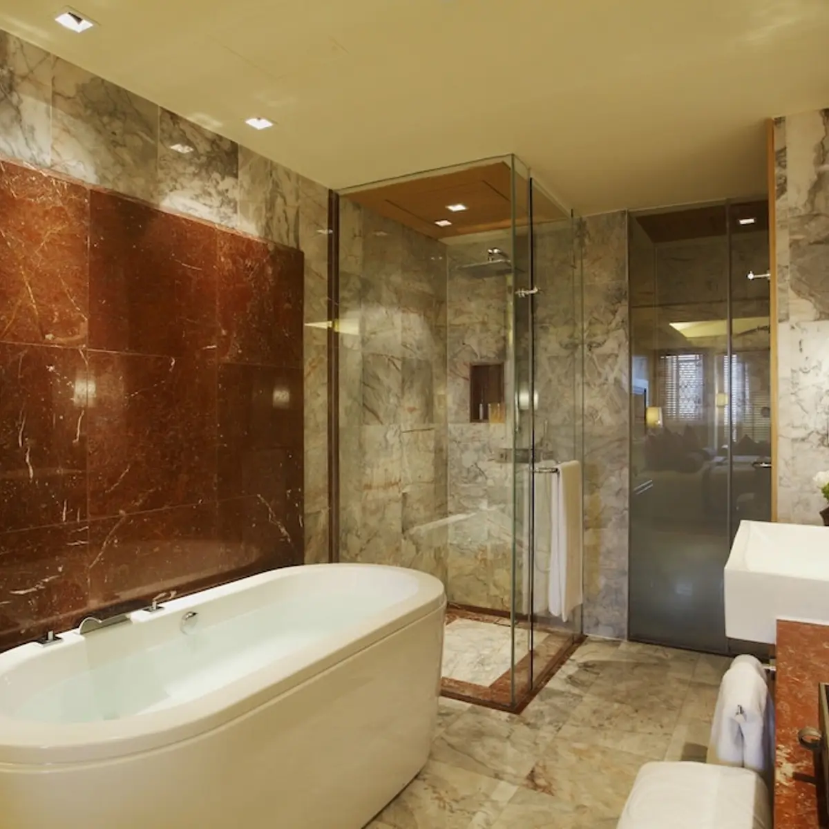 Centara Grand Beach Resort Phuket, Karon, Thailand 4