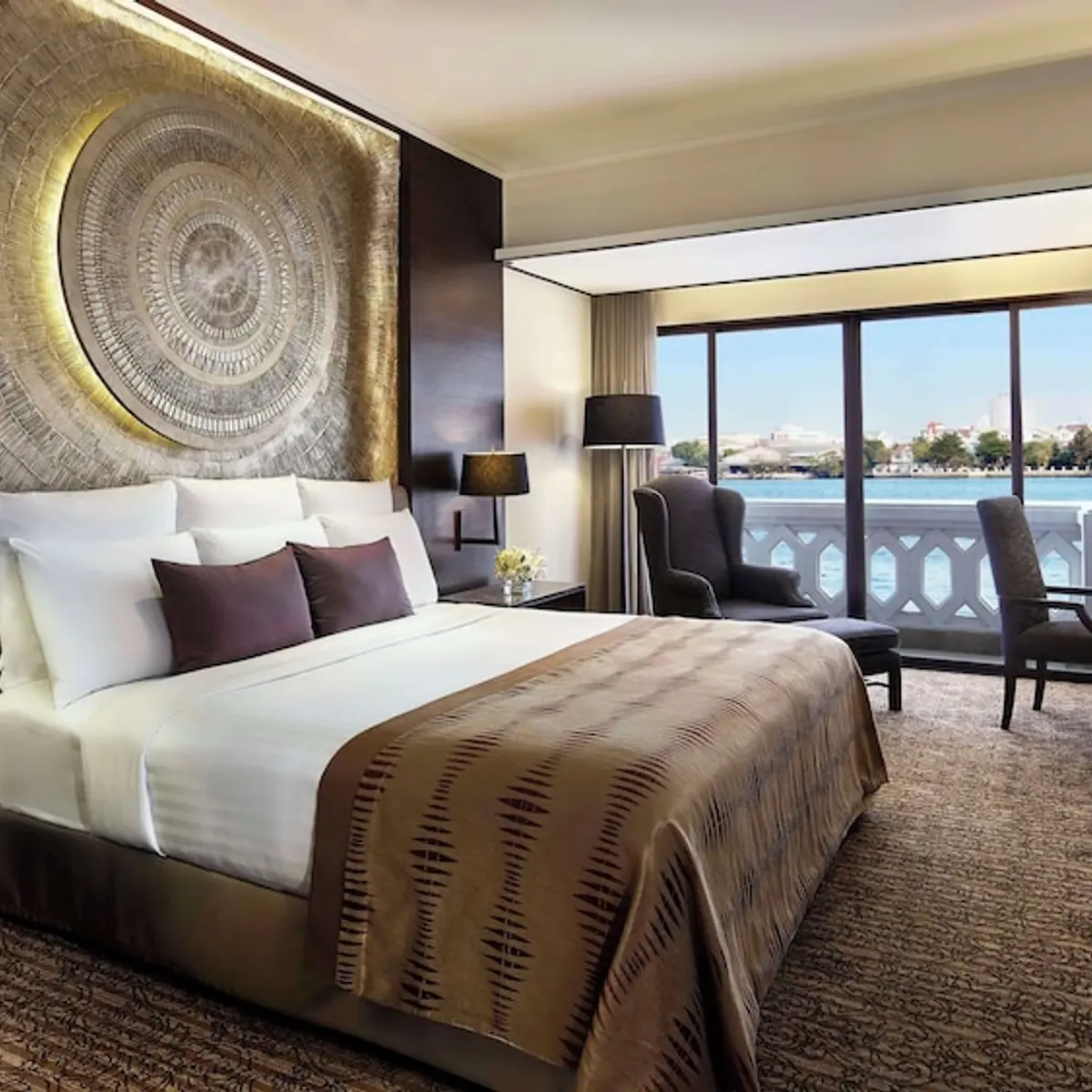 Anantara Riverside Bangkok Resort, Bangkok, Thailand 1