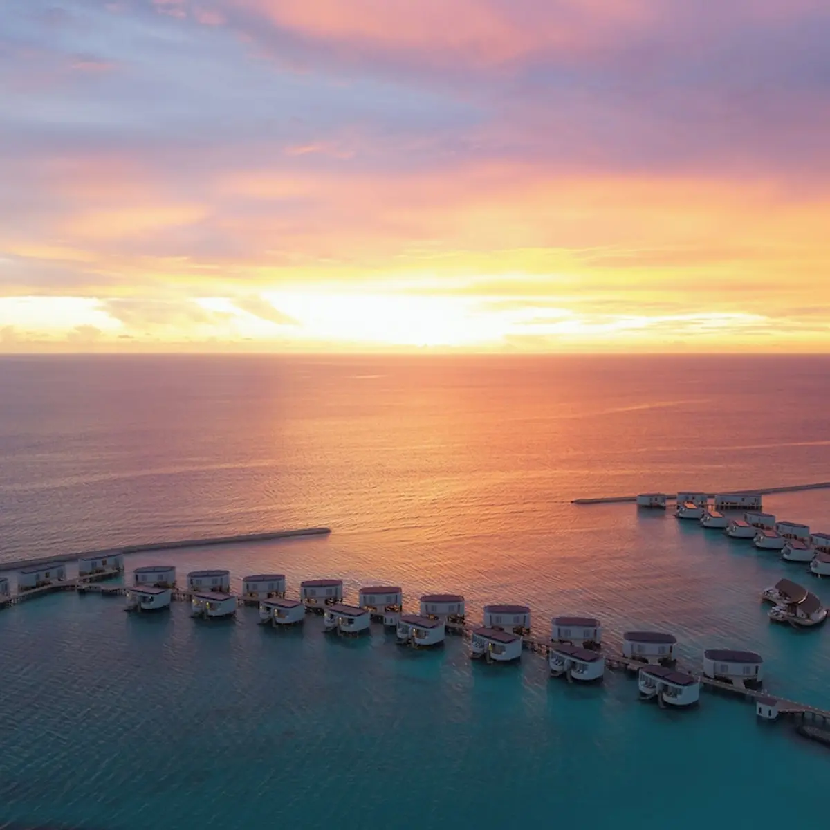 Centara Grand Lagoon Maldives, Kodhipparu Falhu, Maldives 2