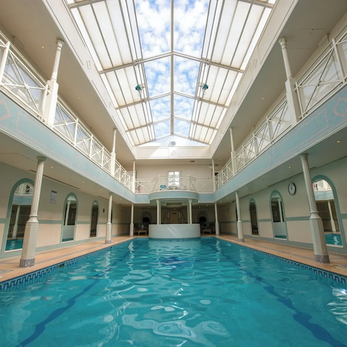 The Lygon Arms, Broadway, United Kingdom 3