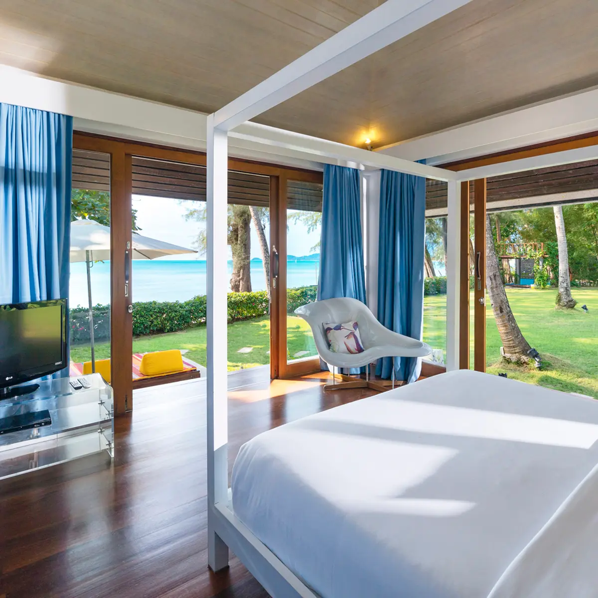 Ban Suriya, Koh Samui, Thailand 8