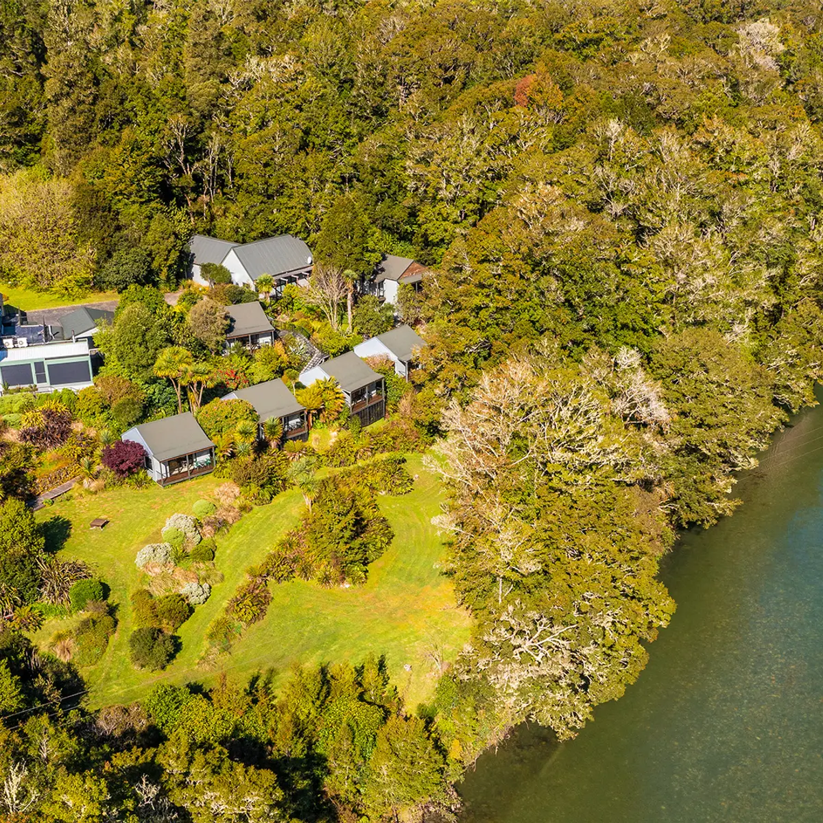 Maruia River Retreat, Nelson, New Zealand 1