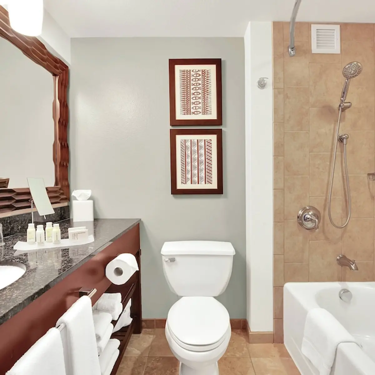 Courtyard by Marriott King Kamehameha's Kona Beach Hotel, Kailua-Kona, United States 4