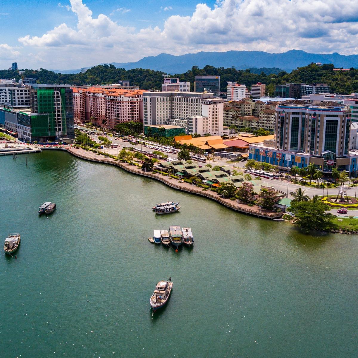 Limited Time Offer: Deluxe 9-Day Borneo Wildlife Tour with 3-Night EQ Kuala Lumpur Stay by  8