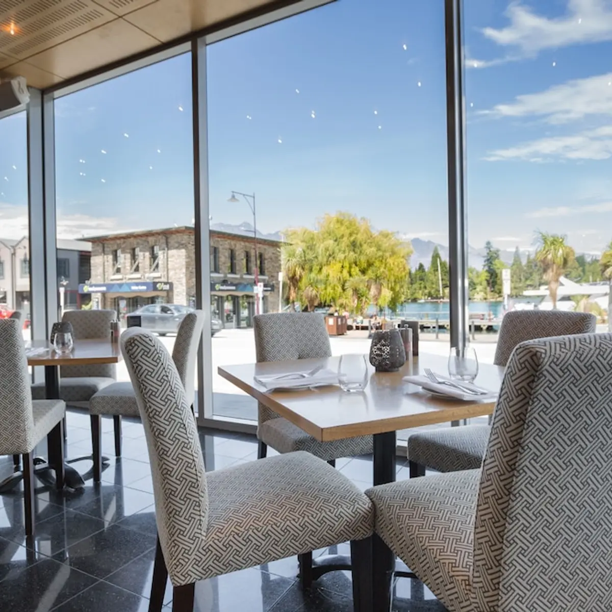 Crowne Plaza Hotel Queenstown by IHG, Queenstown, New Zealand 5