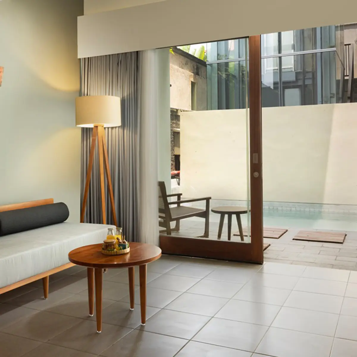 Dialoog Seminyak, Seminyak, Bali 2