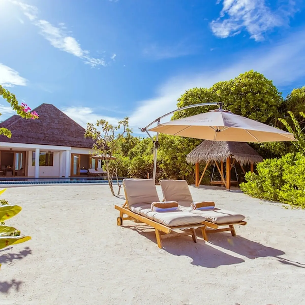 Hideaway Beach Resort and Spa, Dhonakulhi, Maldives 7