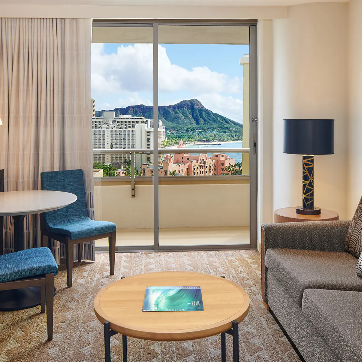 Embassy Suites by Hilton Waikiki Beach Walk, Hawaii, USA 6