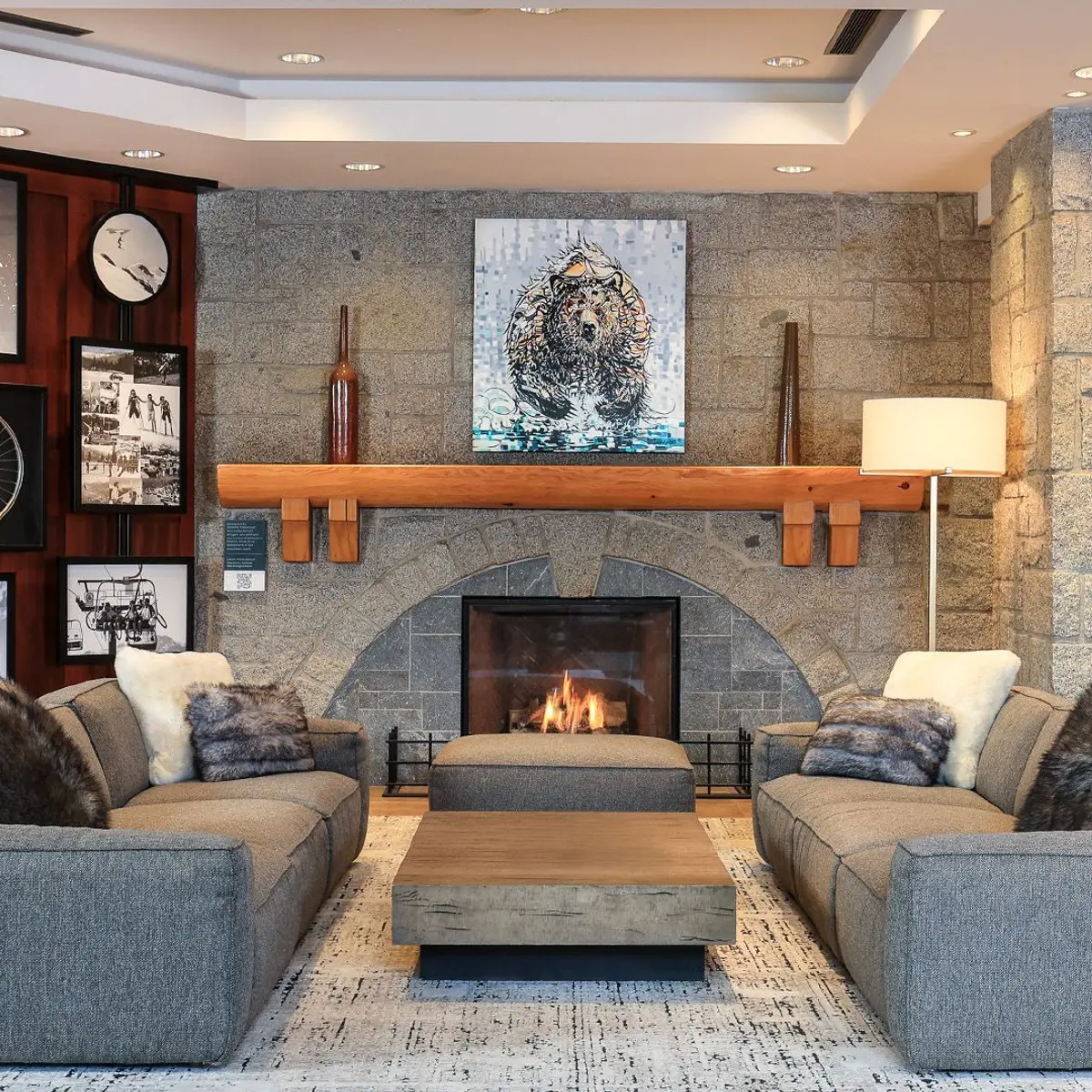 The Crystal Lodge, Whistler Hotel, Whistler, Canada 4