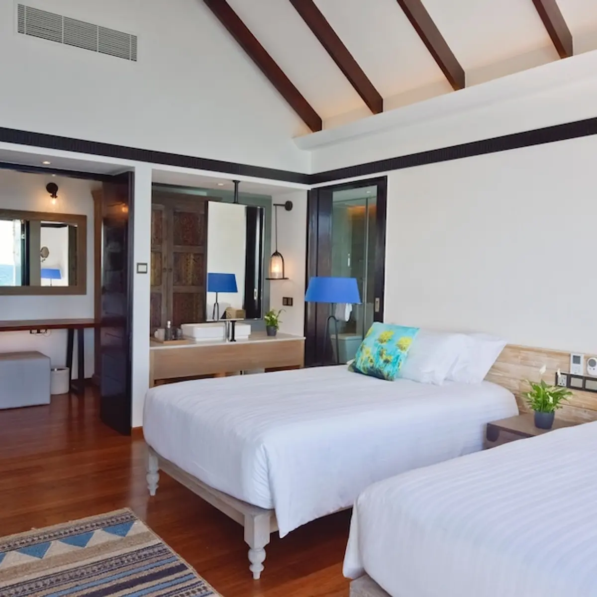 Grand Park Kodhipparu, Kuda Vattaru, Maldives 5