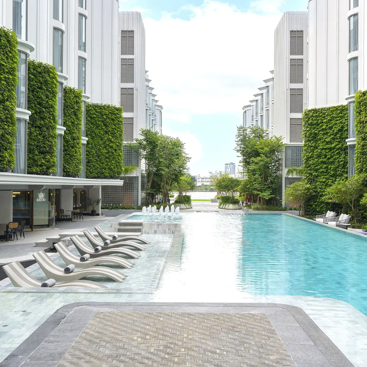 The Salil Hotel Riverside Bangkok, Bangkok, Thailand 4
