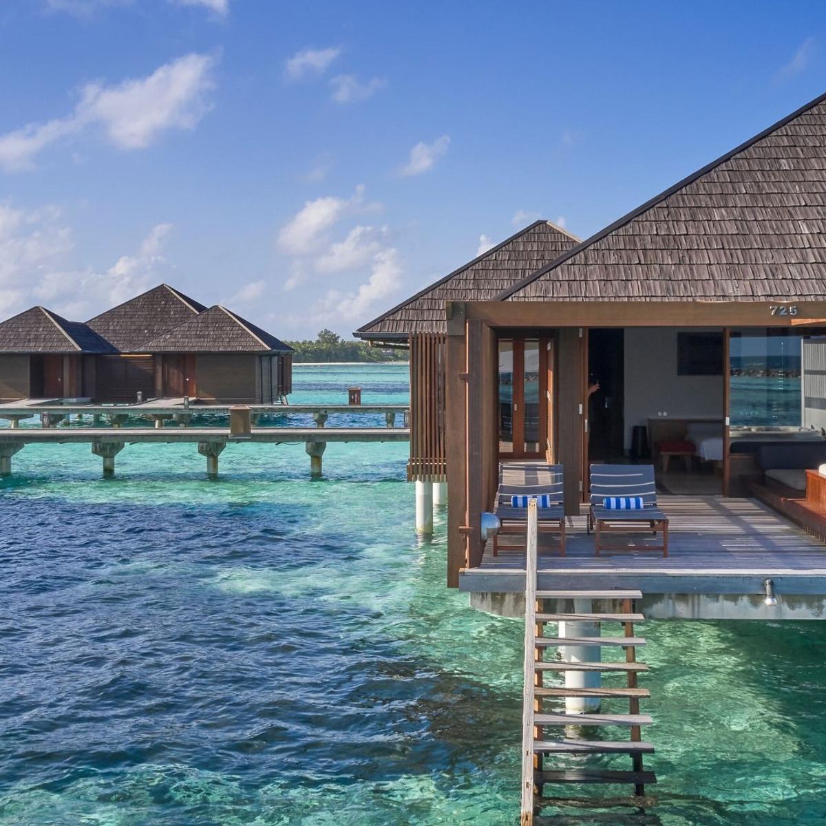 Offre à durée limitée : 12 jours à la découverte du meilleur du Sri Lanka en 2027 + séjour de 5 nuits tout compris en villa sur pilotis à Villa Nautica Maldives par  8