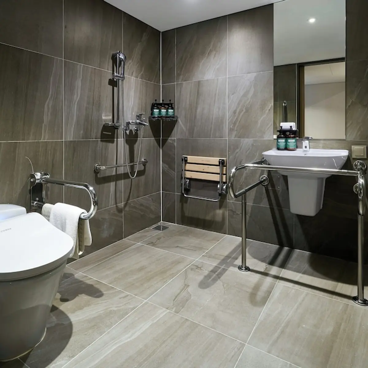 voco Seoul Myeongdong by IHG, Seoul, South Korea 4