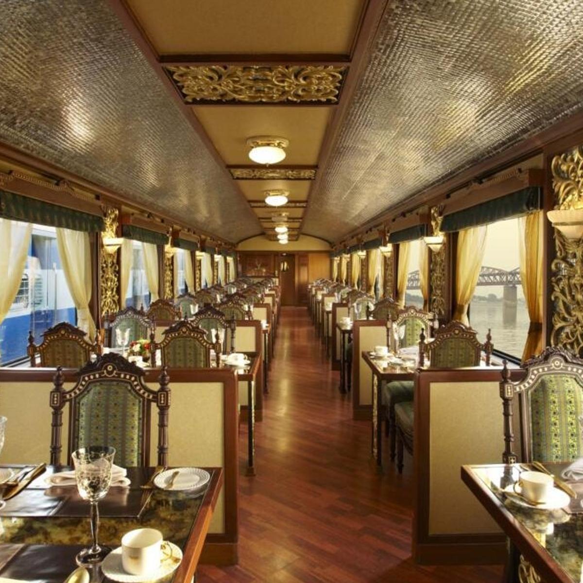 Ultra Lux – Voyage ferroviaire tout compris de 10 jours en Inde à bord du Maharajas' Express et séjour au Leela Palace par  5