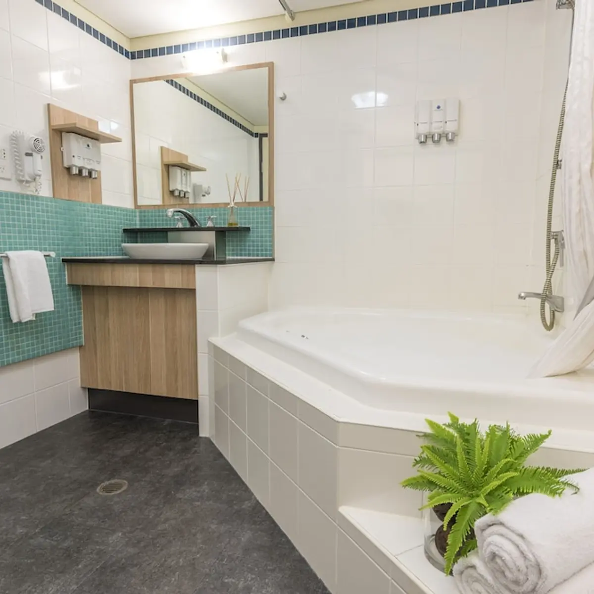 Kingfisher Bay Resort, K'gari (Fraser Island), Australia 8