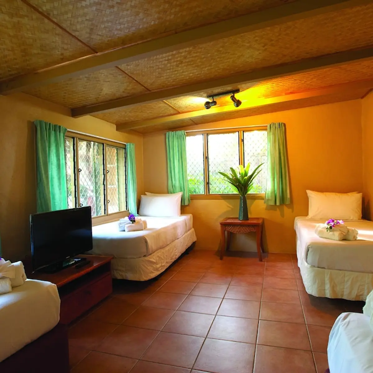 The Rarotongan Beach Resort & Lagoonarium, Rarotonga, Cook Islands 4