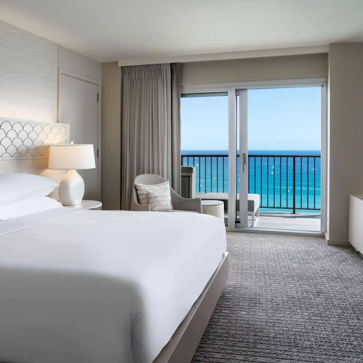 Sheraton Waikiki Beach Resort, Honolulu, United States 3