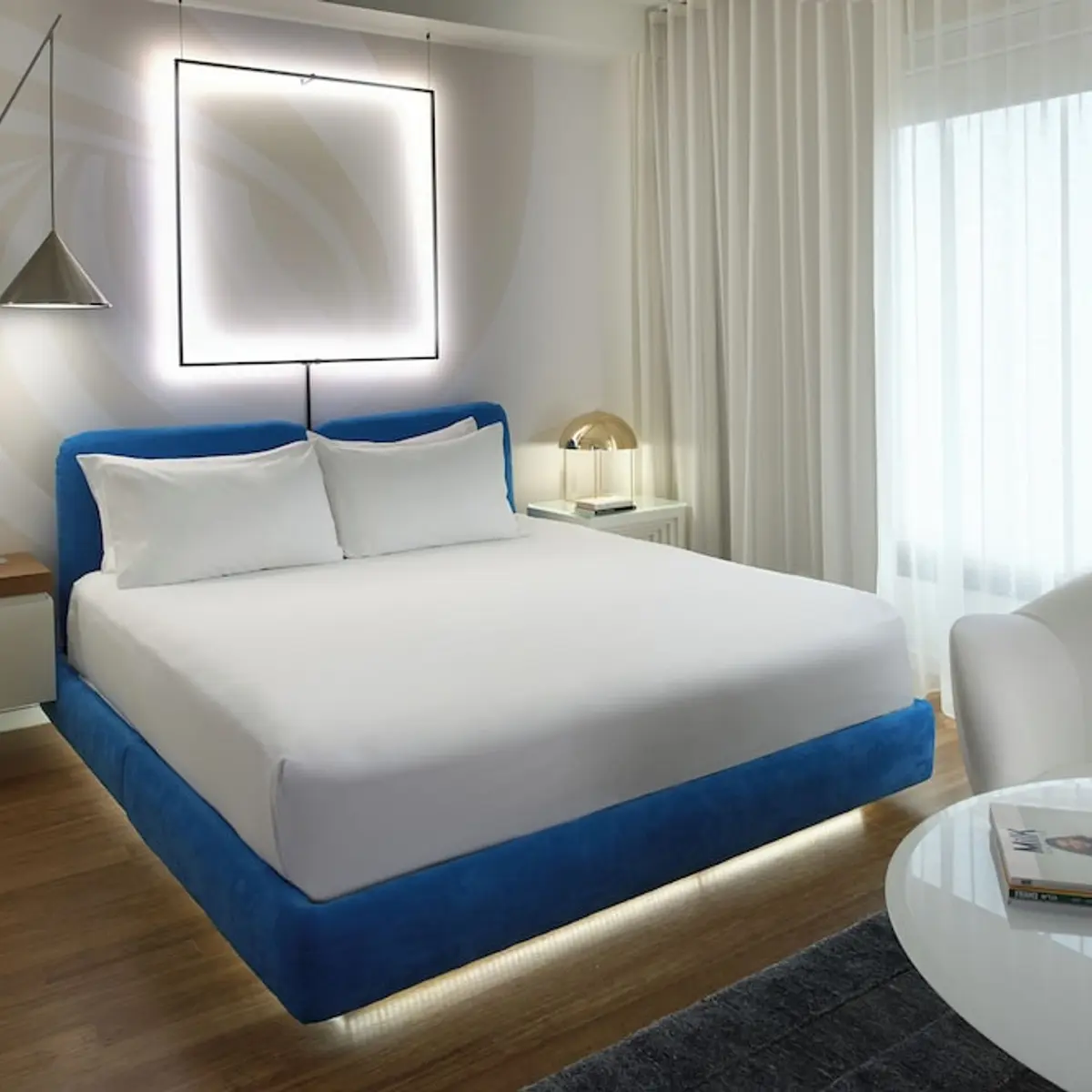The Valorian Los Angeles, Curio Collection by Hilton, West Hollywood, United States 2