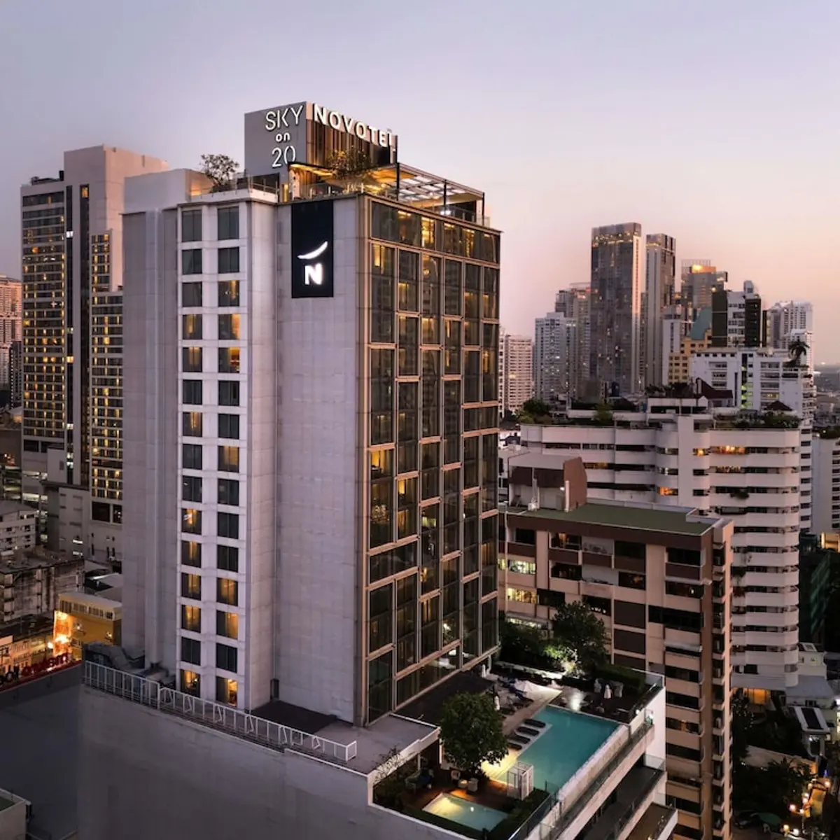 Novotel Bangkok Sukhumvit 20, Bangkok, Thailand 1