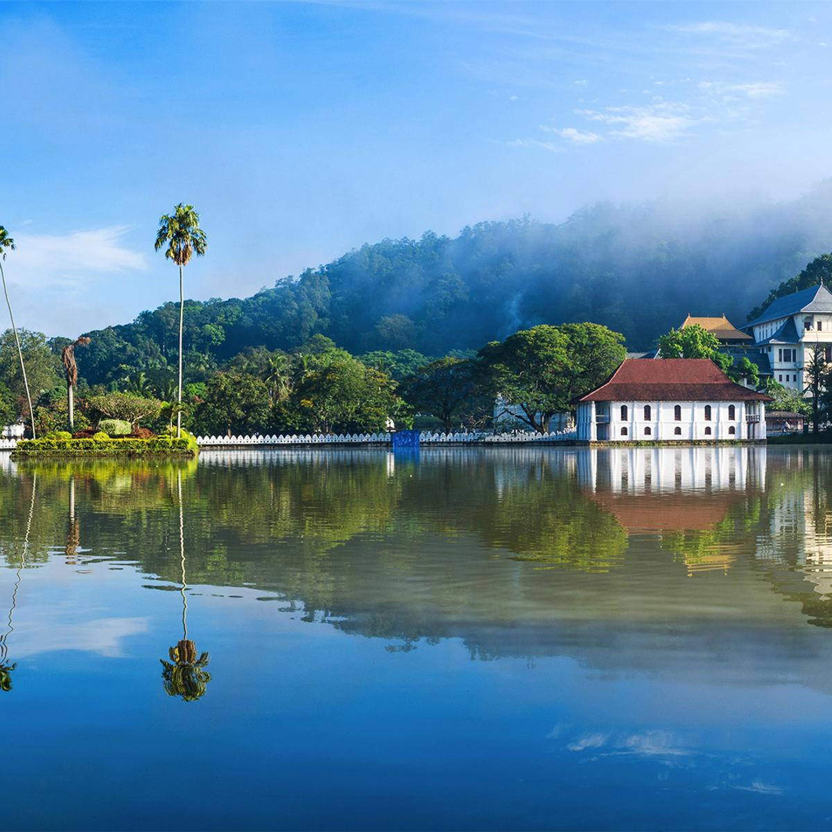 Deluxe 18-Day Ultimate Sri Lanka North to South Discovery with Udawalawe, Kandy & Five-Star Galle Stay by  5