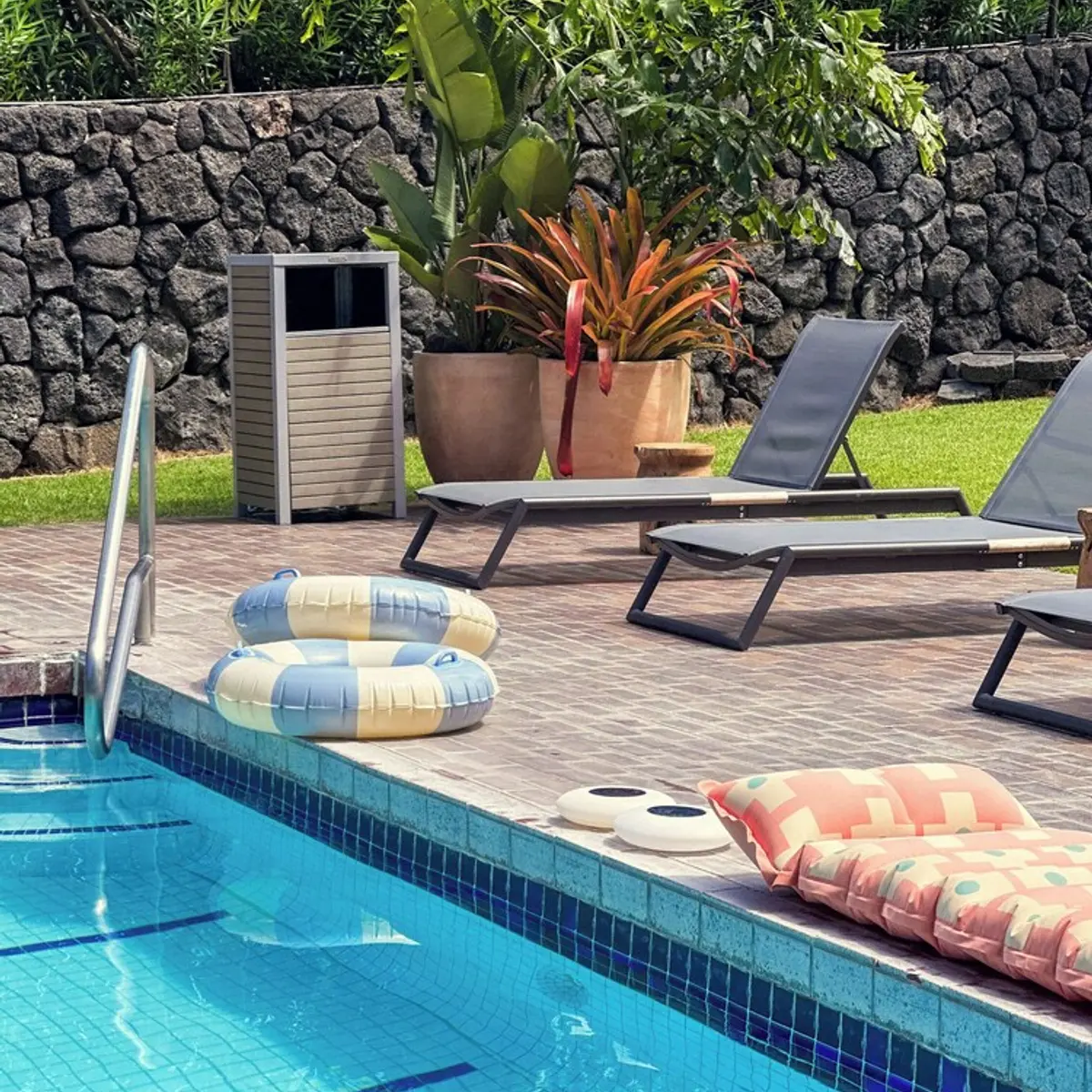 PACIFIC 19 Kona, Kailua-Kona, United States 8