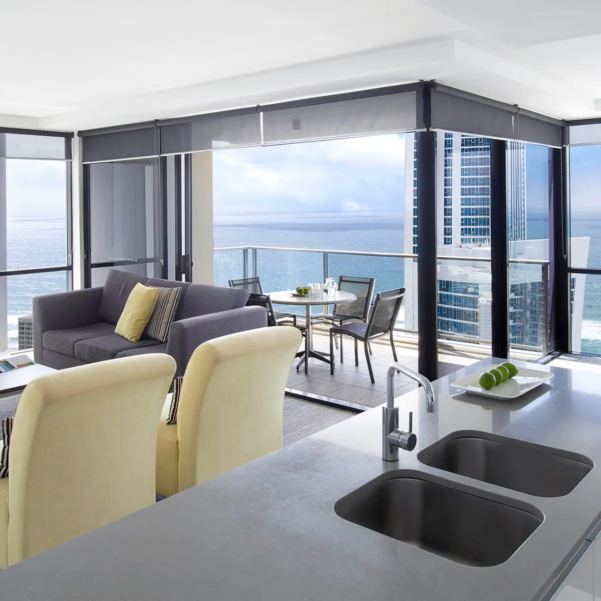 Mantra Circle on Cavill Surfers Paradise, Surfers Paradise, Australia 7
