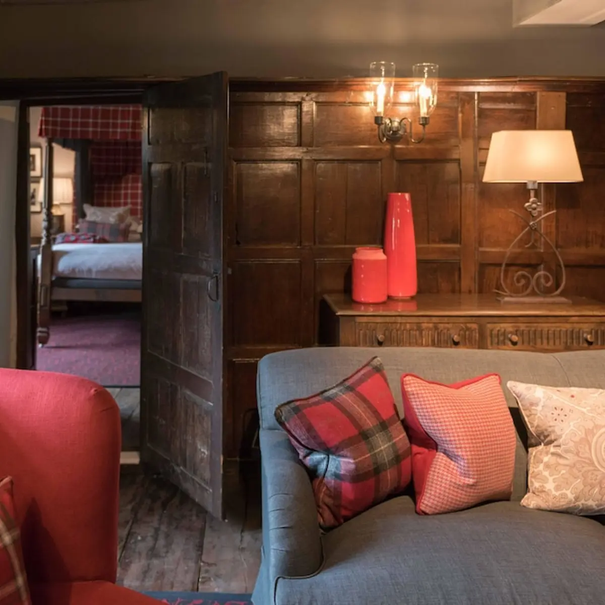 The Lygon Arms, Broadway, United Kingdom 8