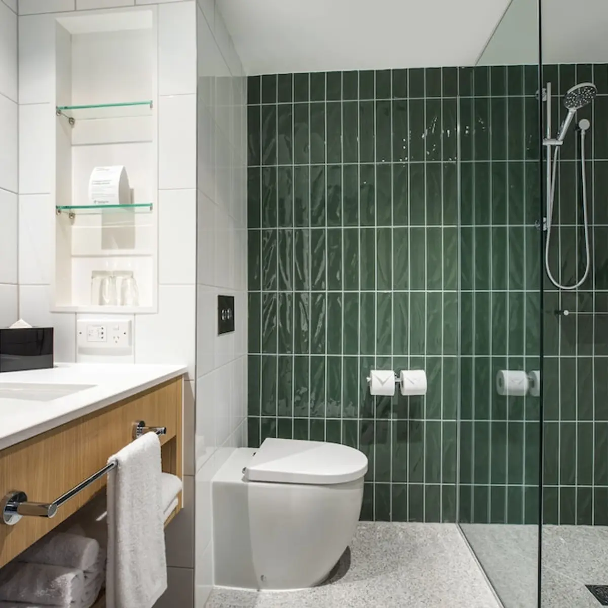 Holiday Inn Dandenong by IHG, Dandenong, Australia 2