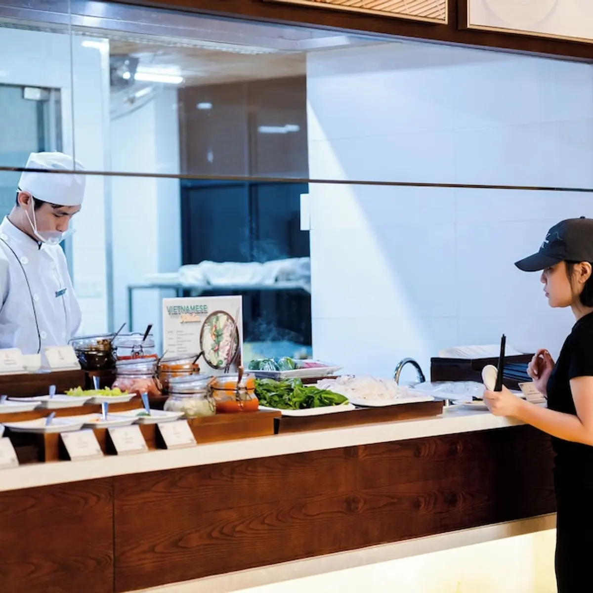 Brilliant Hotel, Da Nang, Vietnam 7