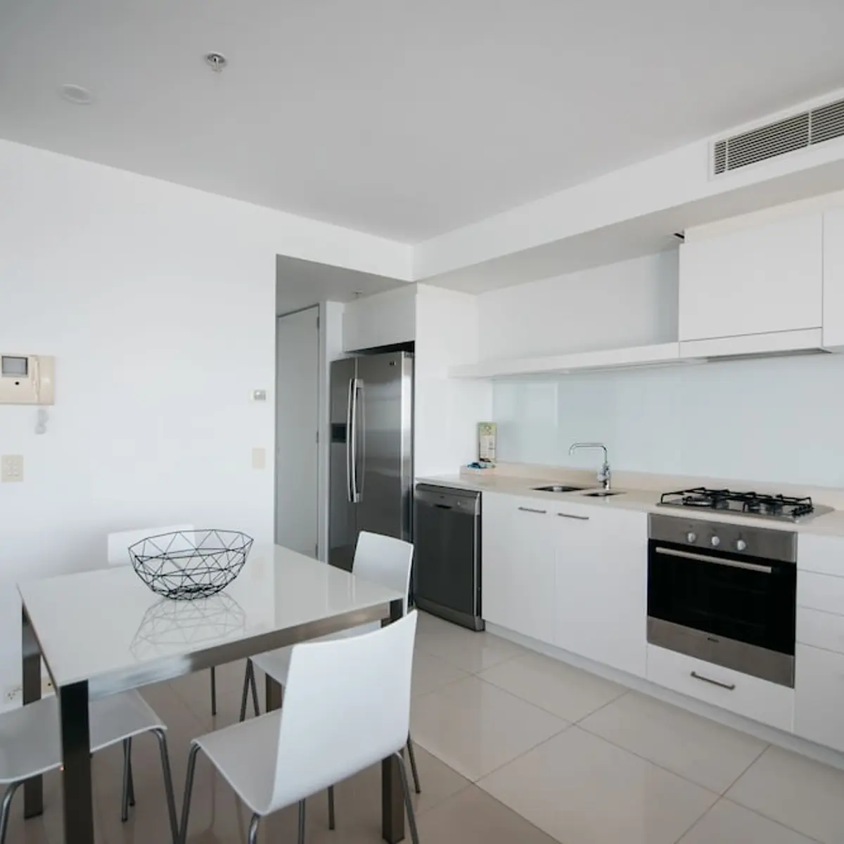 Q1 Resort & Spa, Surfers Paradise, Australia 4