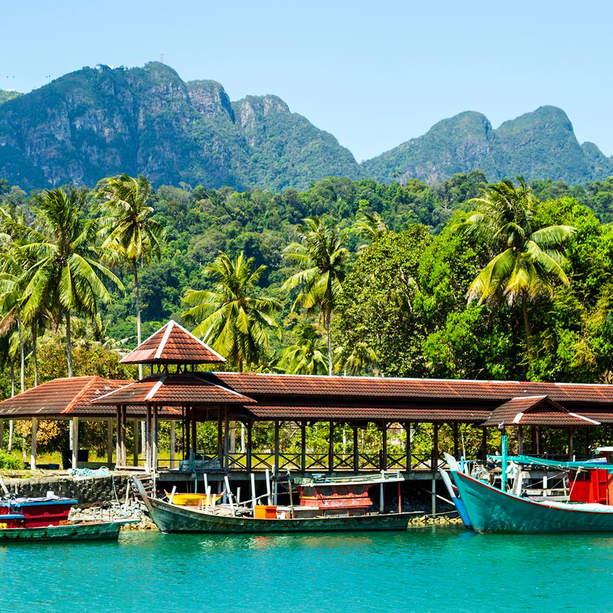 Insider Series: Premium 11-Day Malaysia Highlights with Foodie Experiences Co-Curated by Diana Chan by  1