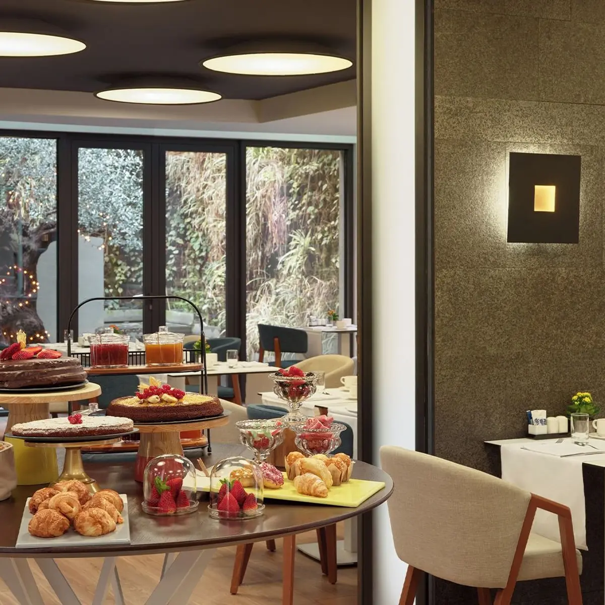 H10 Urquinaona Plaza, Barcelona, Spain 5