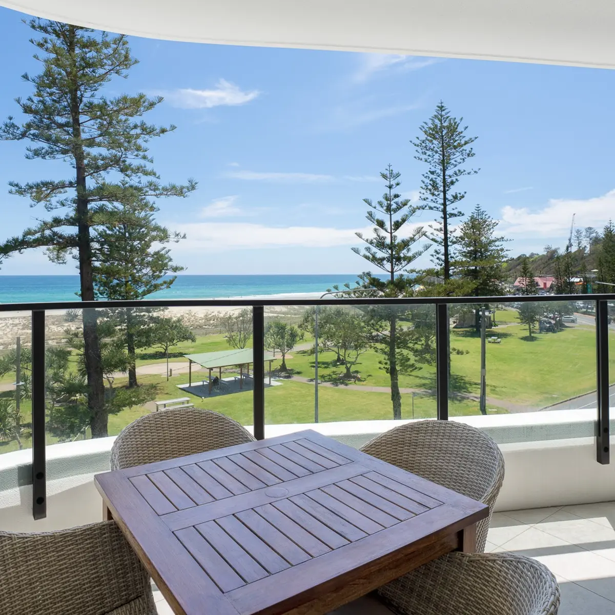 X Kirra Apartments, Coolangatta, Queensland 8