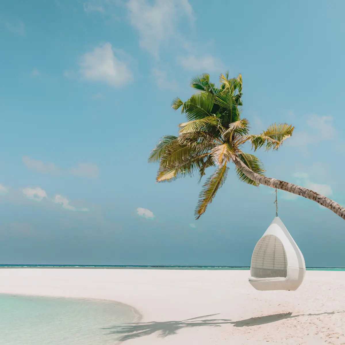 Hideaway Beach Resort and Spa, Dhonakulhi Island, Maldives 7