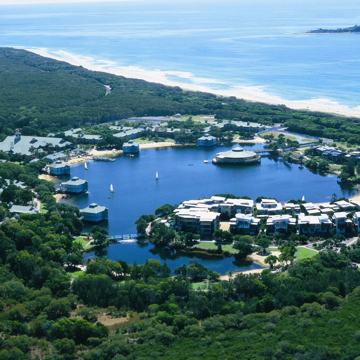 Novotel Sunshine Coast Resort, Sunshine Coast, Queensland 2